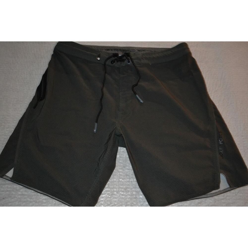 39089 Liquid Force Board Shorts Swimming Surfing Green Size 34 Mens